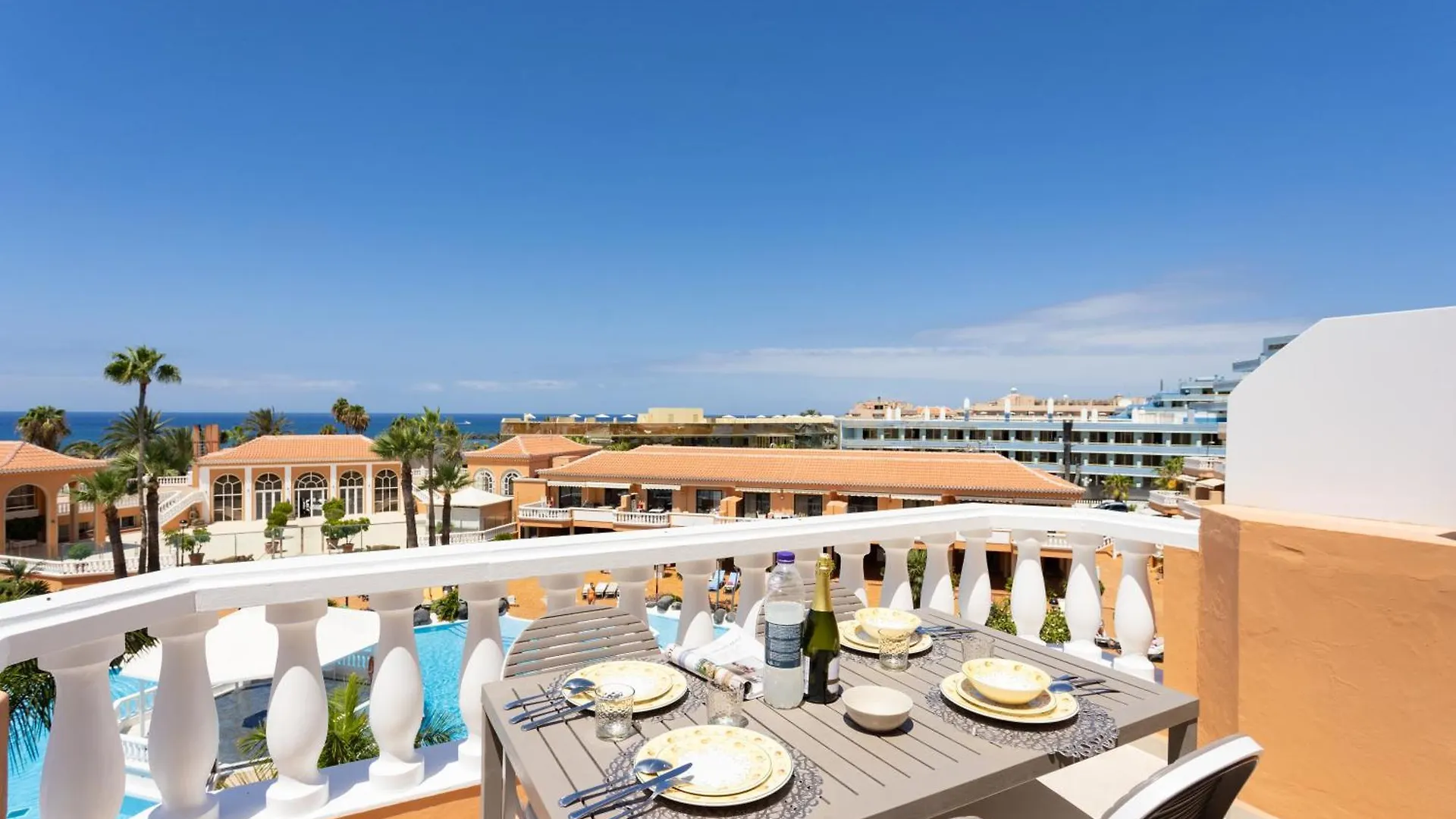 Sea View Oasis: Playa Las Vistas Apartment Playa de las Americas  Spain