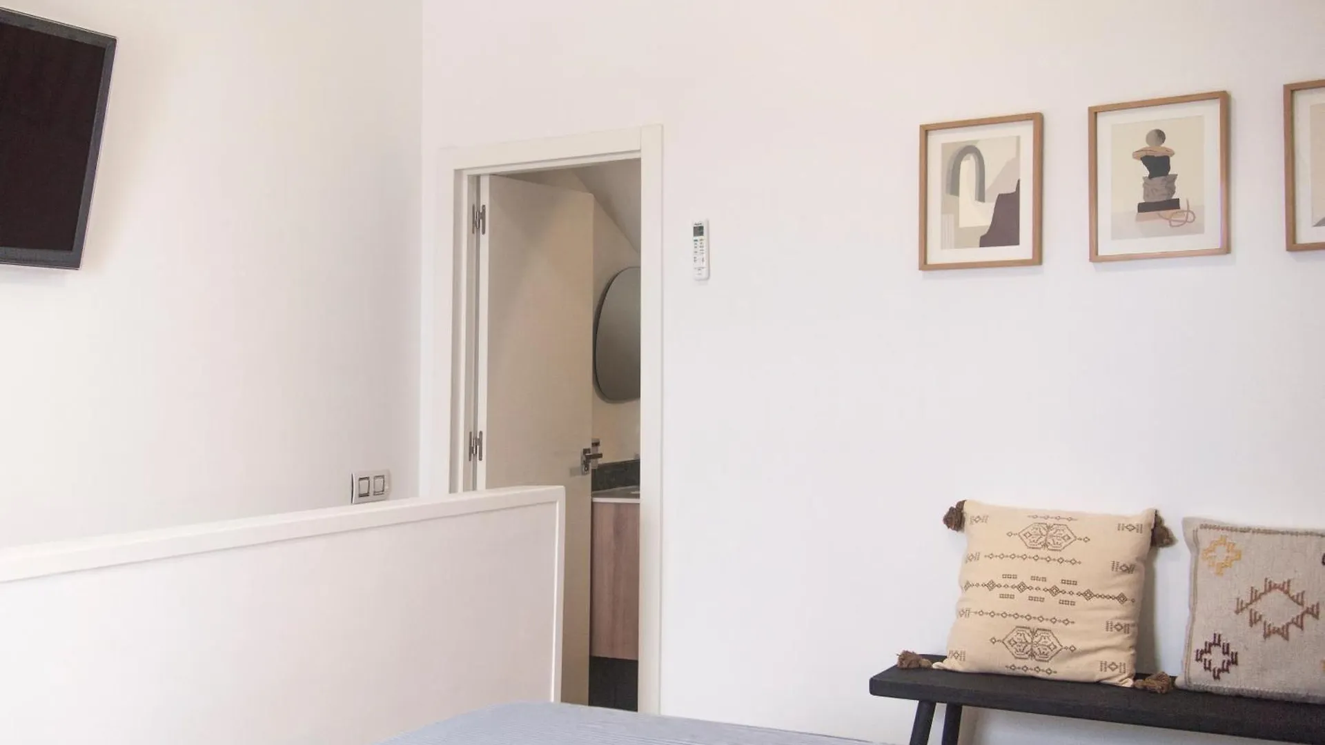 Sea View Oasis: Playa Las Vistas Apartment Playa de las Americas  Spain